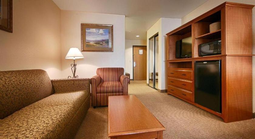 Best Western Territorial Inn And Suites Bloomfield Экстерьер фото